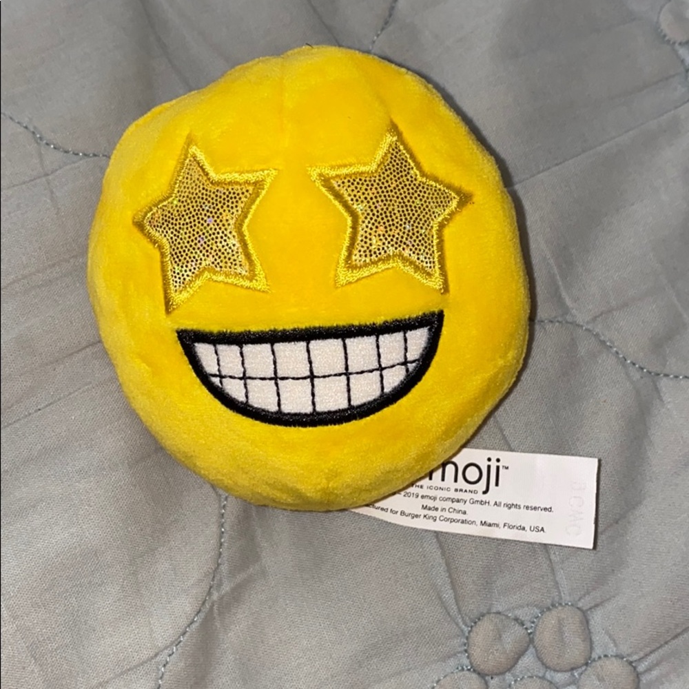 Emoji plush 4”